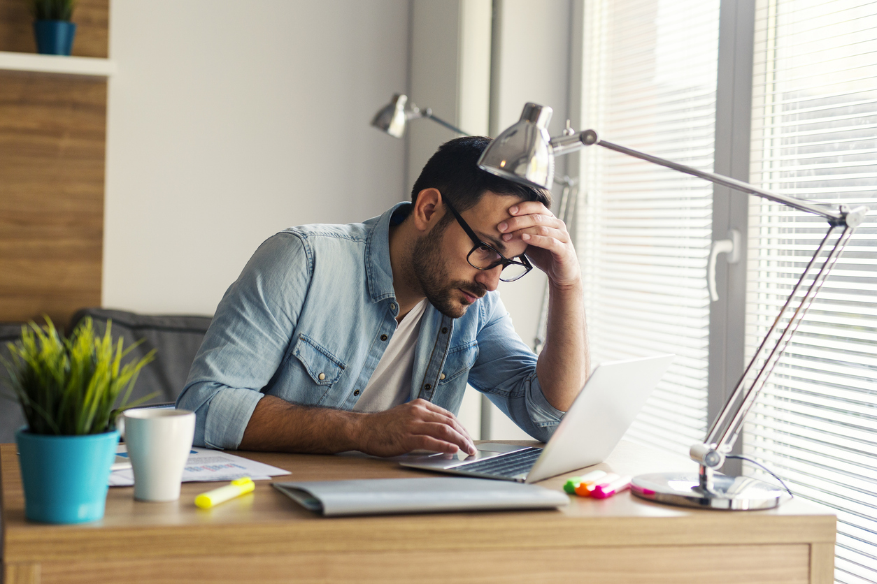 Giornalisti tra stress e depressione: “Mai più senza rete” per guarire insieme